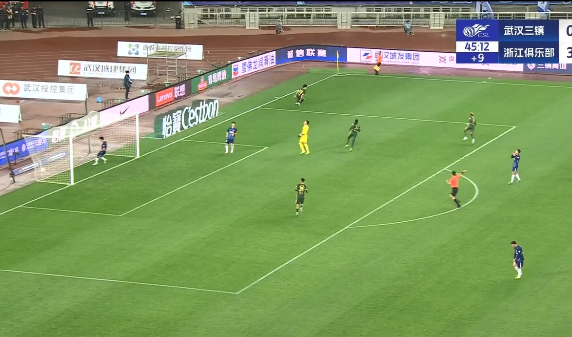  18歲王鈺棟中超處子球！三鎮(zhèn)后防白給，浙江半場(chǎng)4-0領(lǐng)先