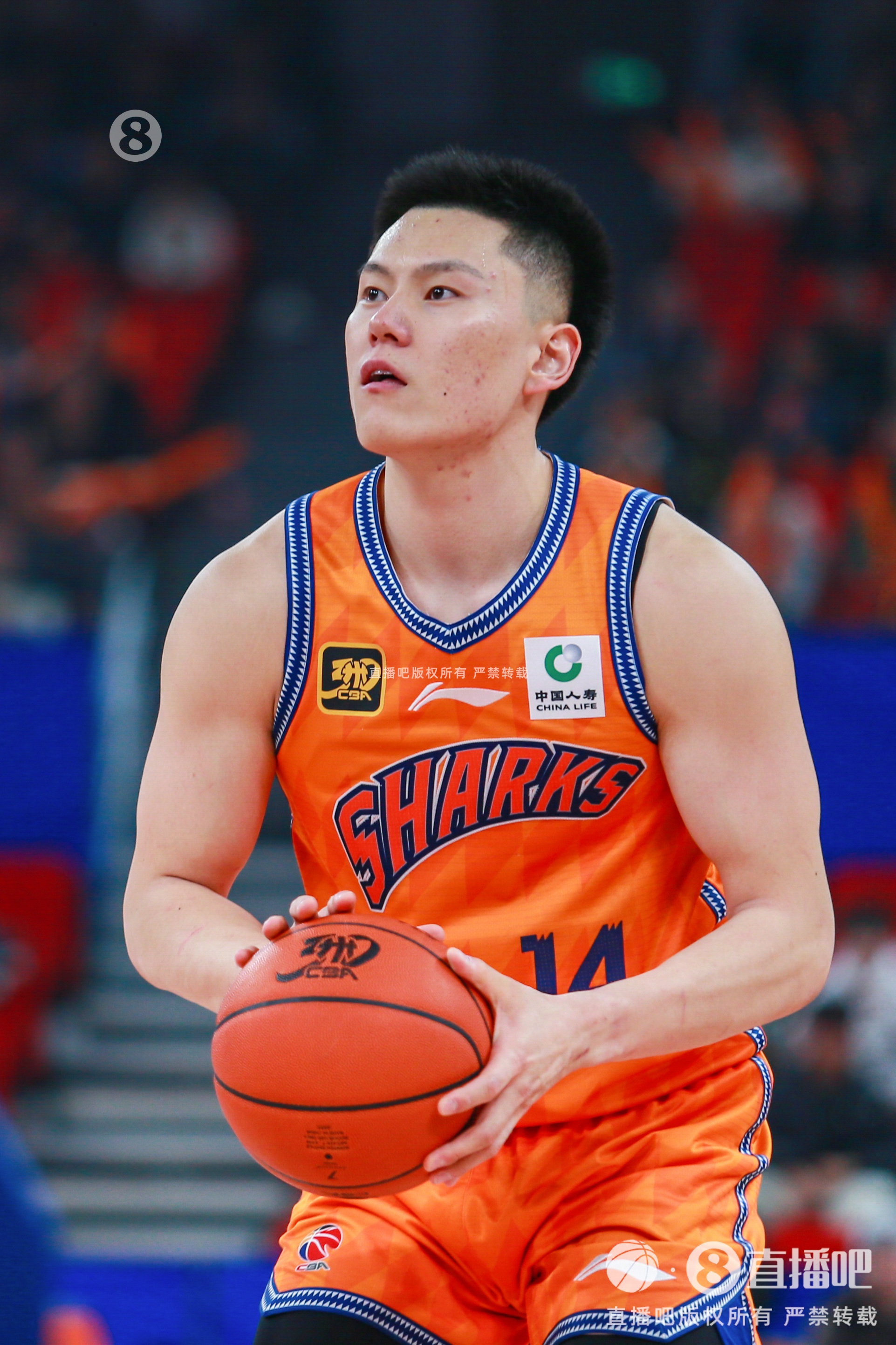  手感火熱！李弘權(quán)半場三分6中5得到15分3板0失誤
