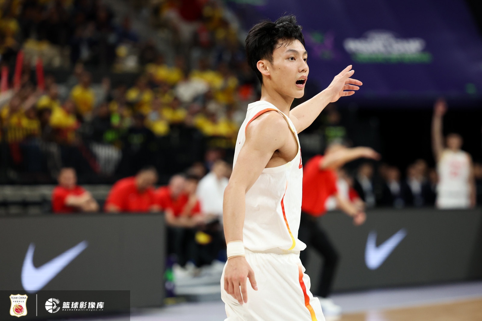  首發(fā)出戰(zhàn)不在狀態(tài)！徐杰全場3中0沒得分 拿到3板1助2斷另2失誤